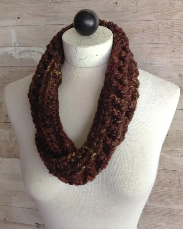 30-Minute Infinity Scarves Set 2 Crochet Pattern