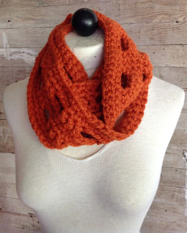 30-Minute Infinity Scarves Set 2 Crochet Pattern